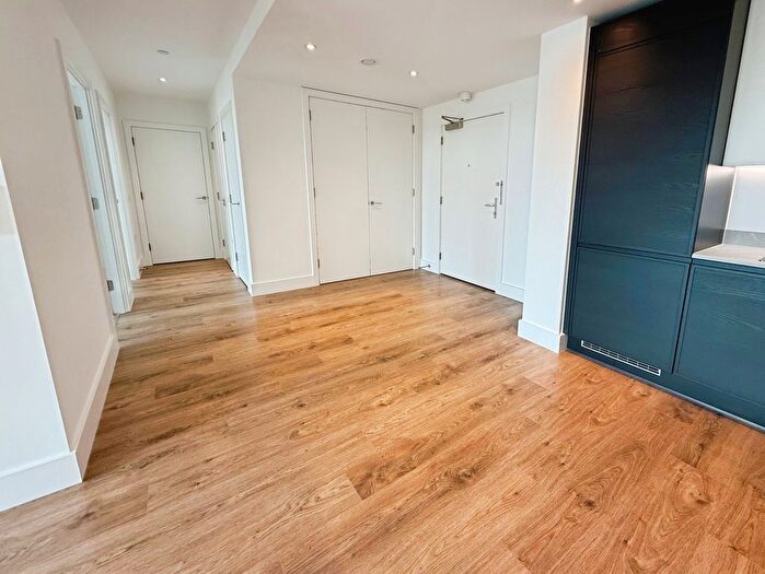 2 Bedroom Flat To Rent In Burnt Mill, Harlow, CM20