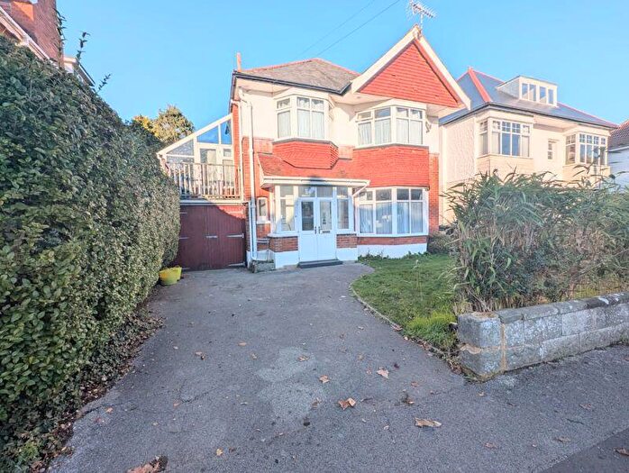 Studio To Rent In Guildhill Road, Bournemouth, BH6