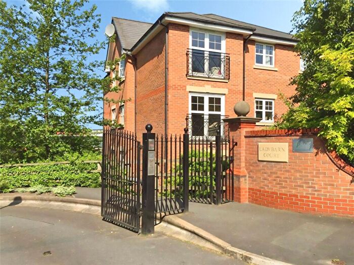 2 Bedroom Flat To Rent In Ladybarn Lane, Manchester, Greater Manchester, M14
