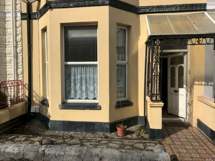 1 Bedroom Flat To Rent In Beresford Street, Plymouth, PL2