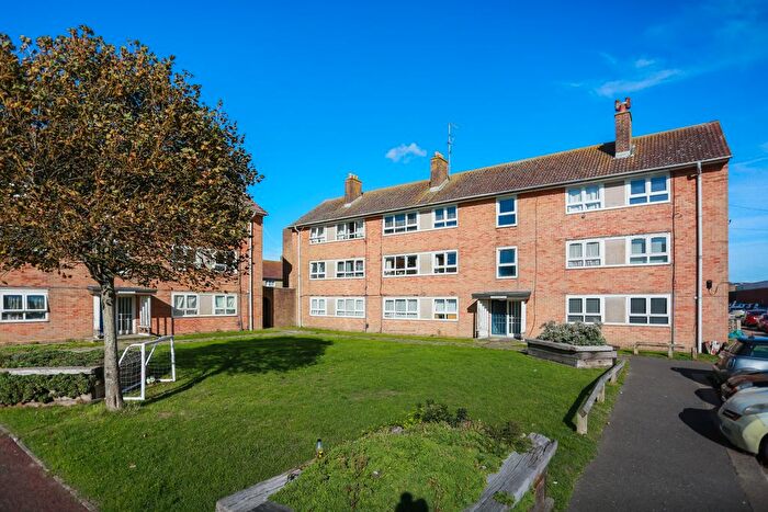 1 Bedroom Flat To Rent In St Aubyns Road, Fishersgate, Portslade, BN41
