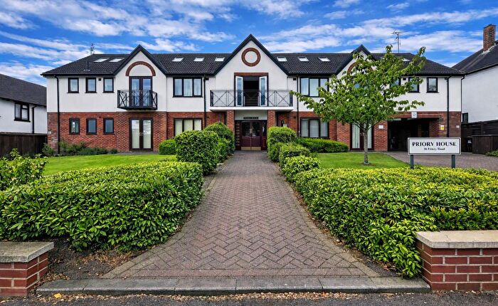 1 Bedroom Apartment To Rent In Priory Road, Kenilworth, CV8