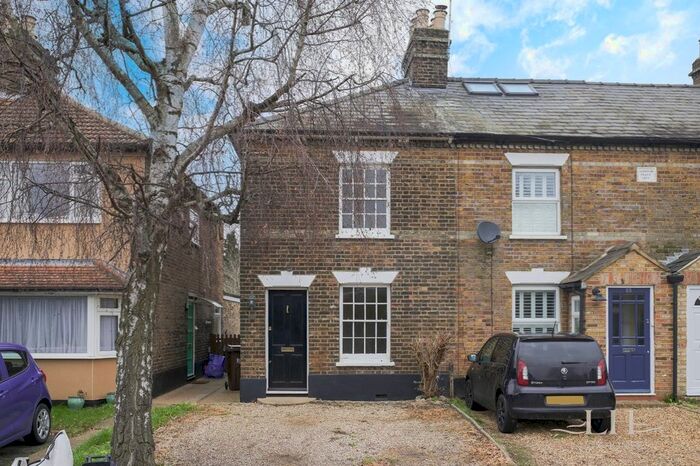 2 Bedroom End Of Terrace House To Rent In North Road, Brentwood, CM14