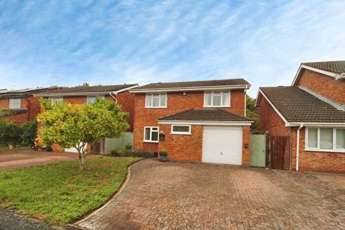4 Bedroom Detached House For Sale In Yarmouth Close, Toothill, SN5