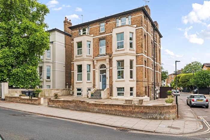 1 Bedroom Flat To Rent In Church Road, Richmond, TW10