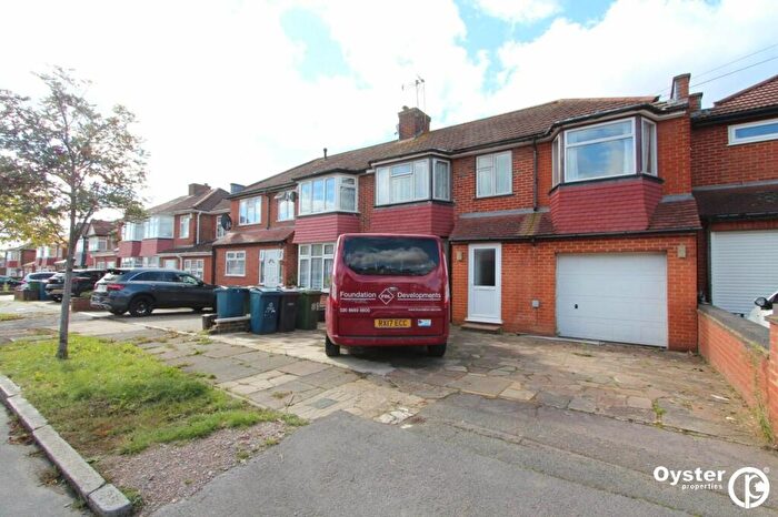 4 Bedroom Semi-Detached House To Rent In Wetheral Drive, Stanmore, HA7