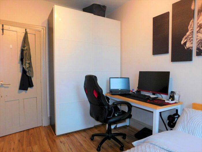 1 Bedroom Flat To Rent In Union Grove, City Centre, Aberdeen, AB10