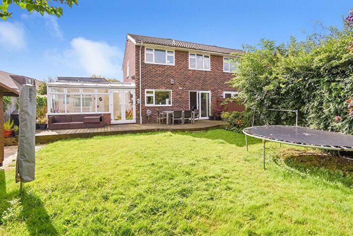 3 Bedroom Semi Detached House For Sale In Capel Close, Bromley, BR2