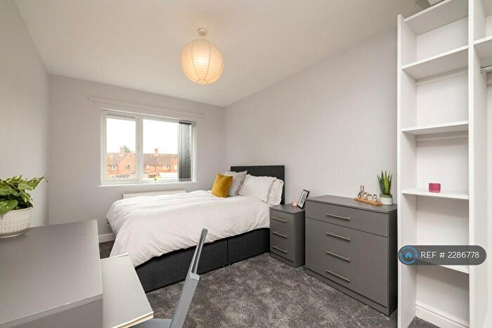 6 Bedroom Terraced House To Rent In Baker Avenue, Leamington Spa, CV31