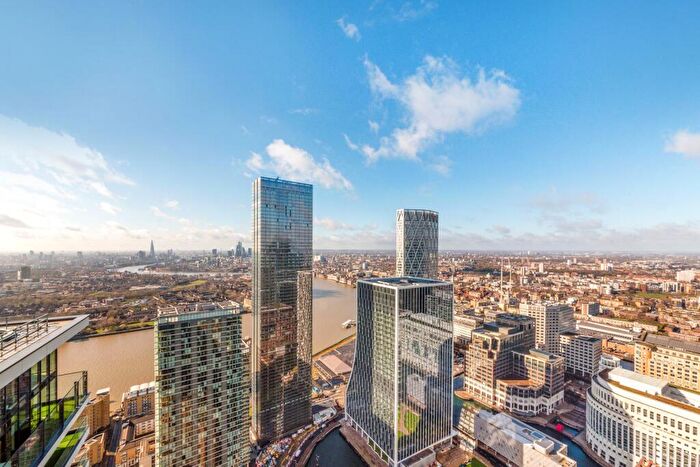 Apartment For Sale In Bagshaw Building, Wardian, Canary Wharf, E14