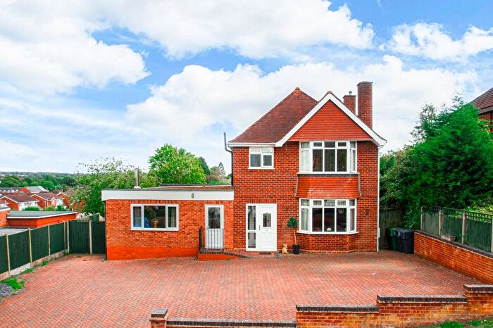 4 Bedroom Detached House For Sale In Millfield Road, Bromsgrove, Worcestershire, B61