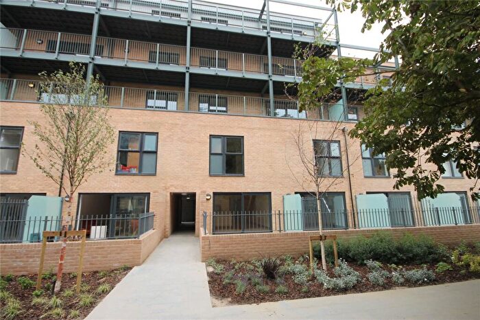 2 Bedroom Duplex To Rent In Flamsteed Close, Cambridge, CB1