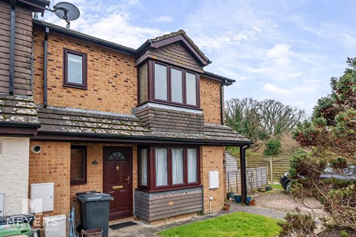 2 Bedroom Flat For Sale In Victoria Close, Bovington, Wareham, BH20