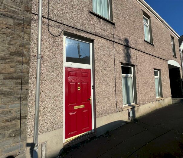 2 Bedroom Flat To Rent In Ritson Street, Neath, SA11