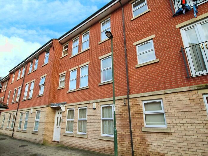 2 Bedroom Flat To Rent In St. Mary Street, Southampton, Hampshire, SO14
