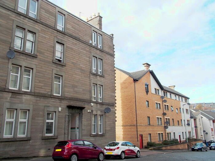 2 Bedroom Flat To Rent In Rosefield Street, Dundee, DD1