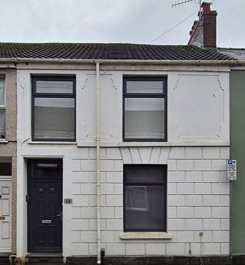 3 Bedroom Terraced House For Sale In Prospect Place, Llanelli, SA15