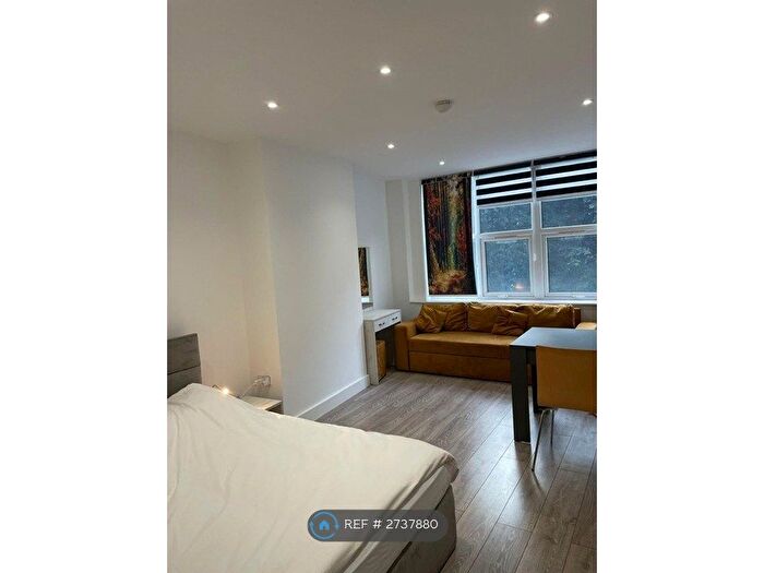 Studio To Rent In Equity House, Edgware, HA8