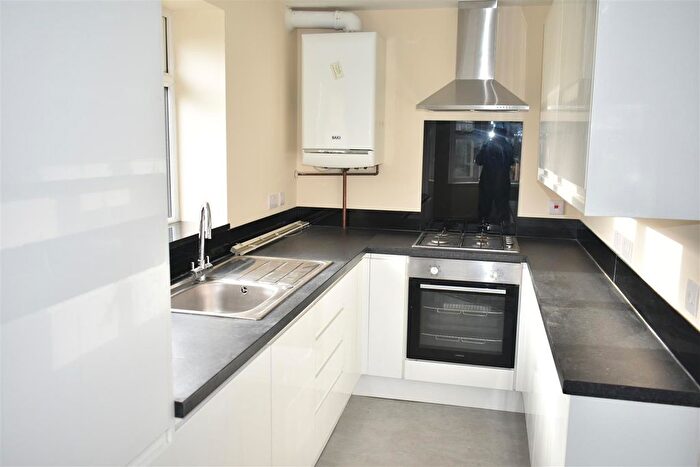 1 Bedroom Flat To Rent In Tower Road South, Warmley, Bristol, BS30