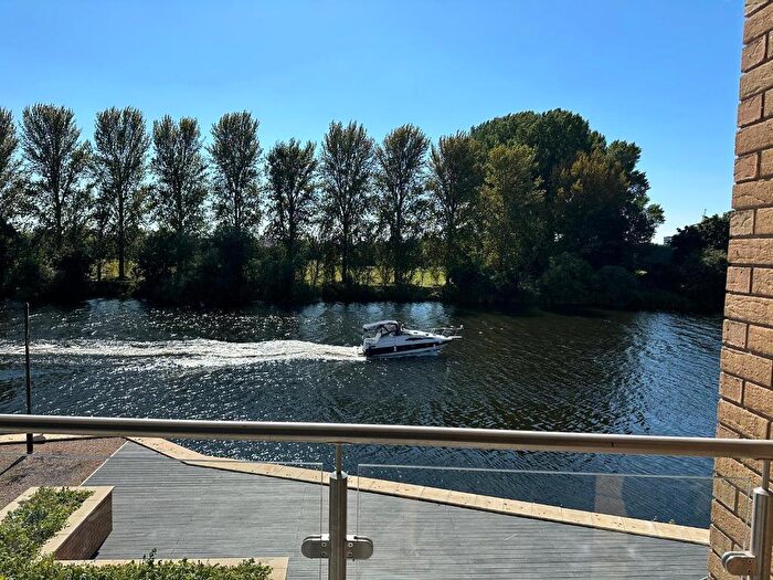 2 Bedroom Flat To Rent In Yacht Club Place, Nottingham, NG2