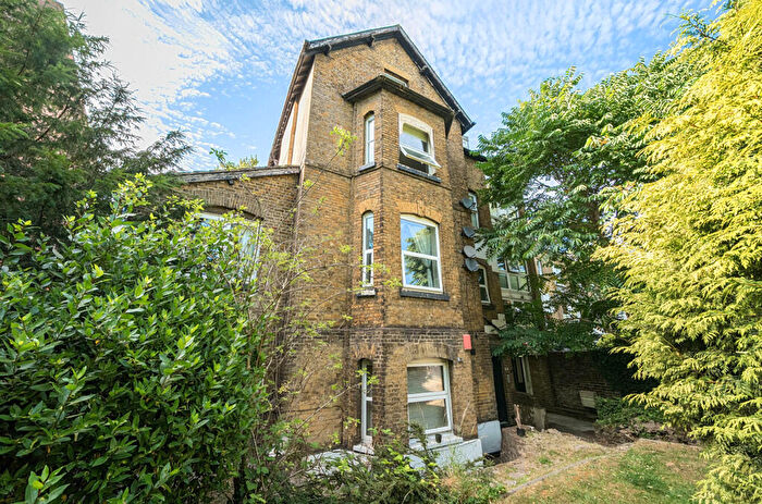 1 Bedroom Apartment For Sale In Selhurst Road, London, SE25
