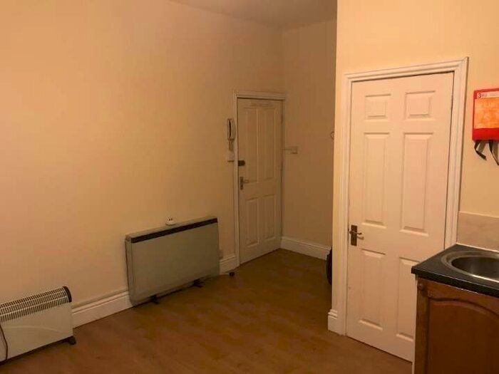 1 Bedroom Studio Flat To Rent In 340a Richmond Road Twickenham, TW1 2du #361797