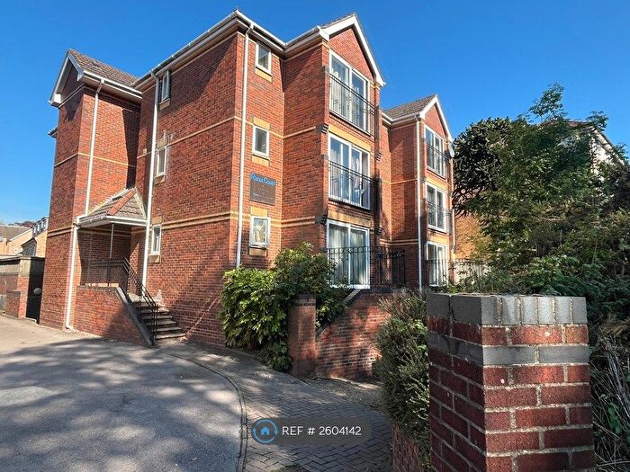 1 Bedroom Flat To Rent In Roxan Court, Southampton, SO15