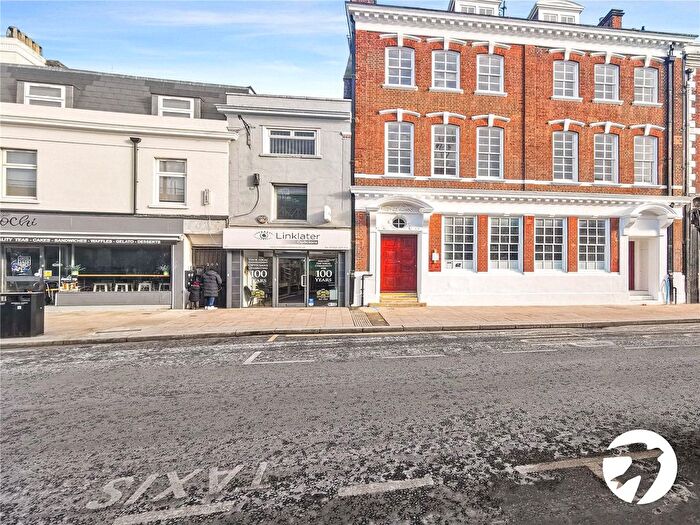 2 Bedroom Flat To Rent In Lowfield Street, Dartford, Kent, DA1