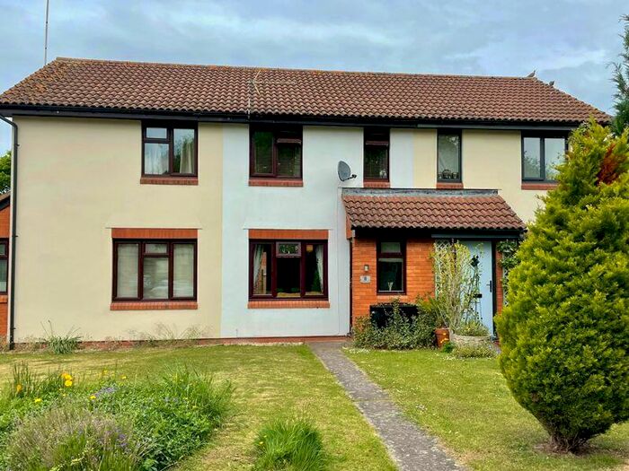 2 Bedroom Terraced House To Rent In Kings Acre, HR4
