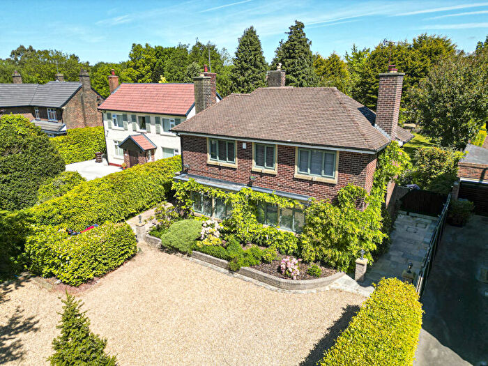 4 Bedroom Detached House For Sale In St. Helens Road, Ormskirk, Lancashire, L39