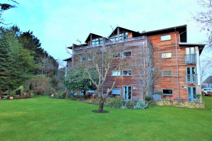 2 Bedroom Flat To Rent In Kirk Brae, Liberton, Edinburgh, EH16