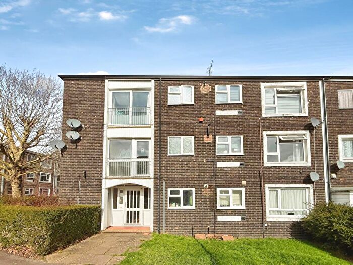 1 Bedroom Flat For Sale In Northdown Road, Hatfield, AL10