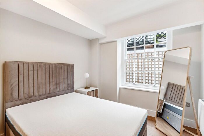 1 Bedroom Flat To Rent In Bryanston Place, London, W1H
