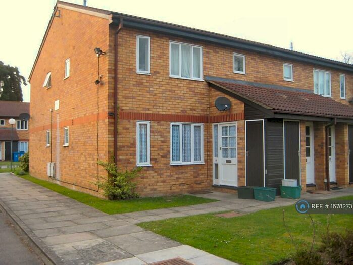 Studio To Rent In Boxford Ridge, Bracknell, RG12