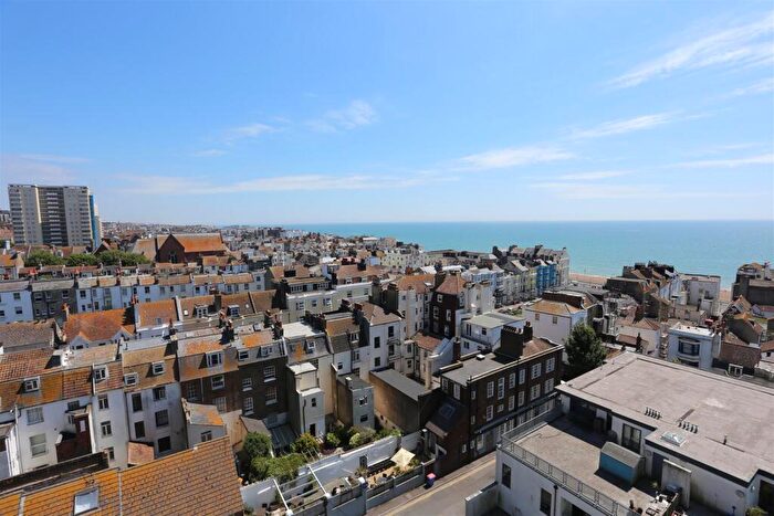 2 Bedroom Flat To Rent In High Street, Kemptown, BN2