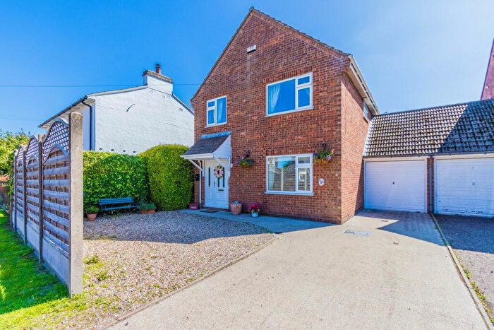 4 Bedroom Detached House For Sale In Norwich Road, Dereham, NR20
