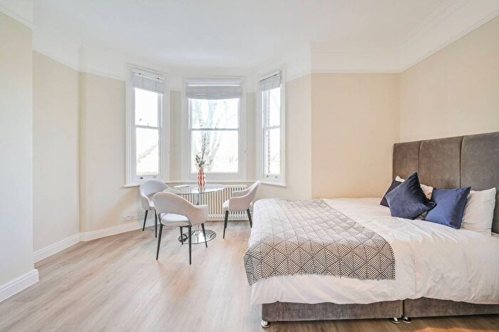 Studio To Rent In Vincent Square, Westminster, London, SW1P