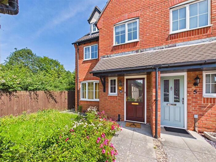 3 Bedroom End Of Terrace House To Rent In Tudor Close, Churchdown, Gloucester, Gloucestershire, GL3