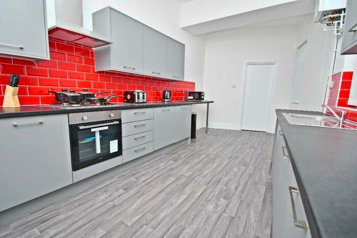 4 Bedroom Terraced House To Rent In Shelton Old Road, Stoke-On-Trent, Staffordshire, ST4