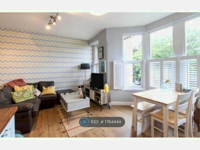 2 Bedroom Flat To Rent In Brislington, Bristol, BS4