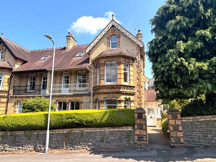 5 Bedroom Semi-Detached House For Sale In Fosterville Crescent, Abergavenny, NP7