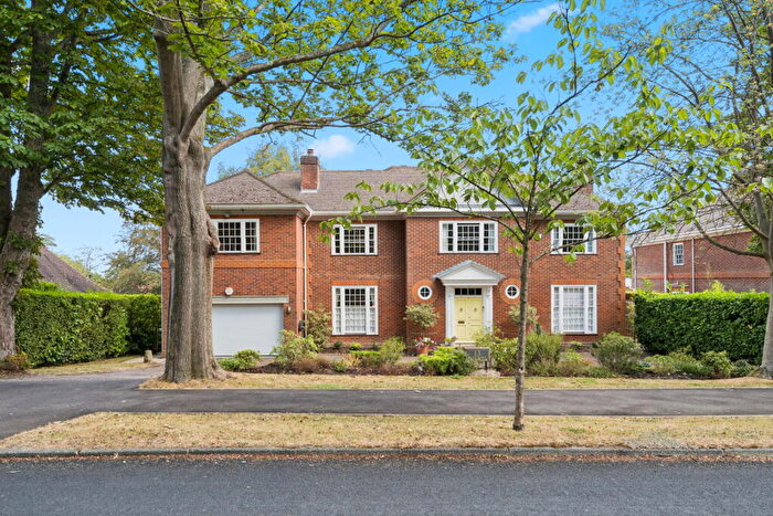 6 Bedroom Detached House For Sale In Astons Road, Moor Park, Northwood, Hertfordshire, HA6