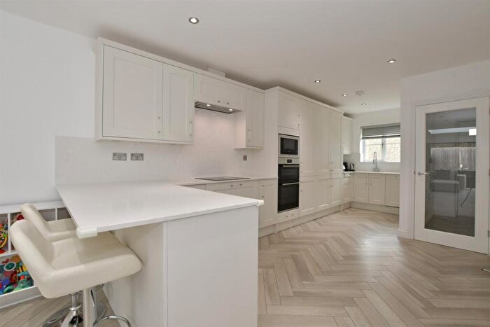3 Bedroom End Of Terrace House For Sale In Bradfords Close, Buckhurst Hill, Essex, IG9