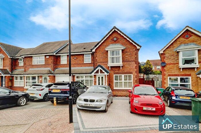 3 Bedroom End Of Terrace House For Sale In Tideswell Close, Binley, Coventry, CV3