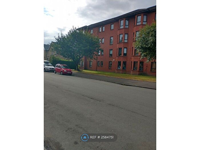 2 Bedroom Flat To Rent In Durward Court, Glasgow, G41