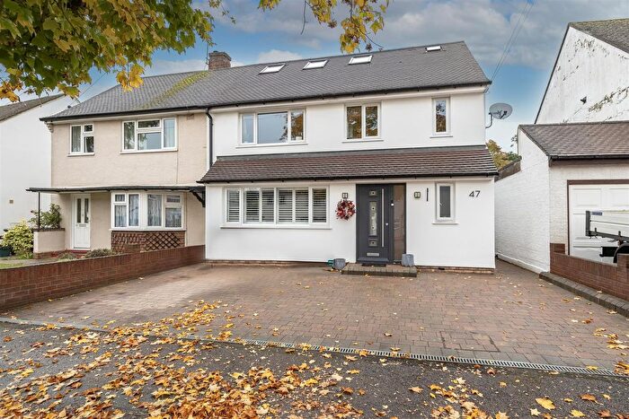 5 Bedroom Semi-detached House For Sale In Grove Avenue, Harpenden, AL5