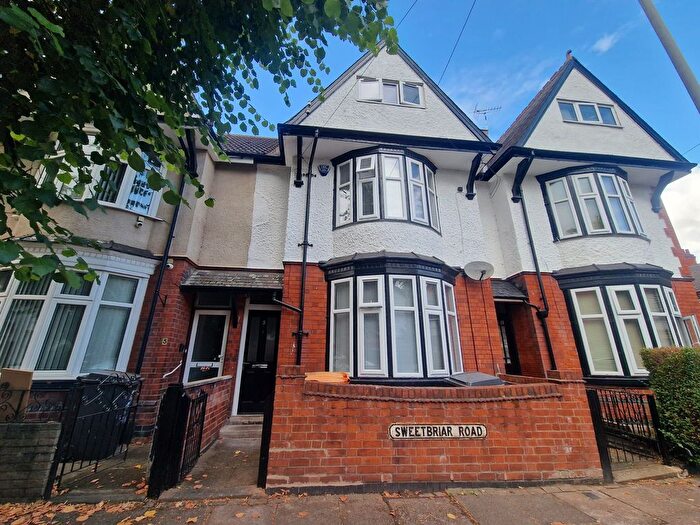 5 Bedroom Terraced House To Rent In Sweetbriar Road, Leicester, LE3