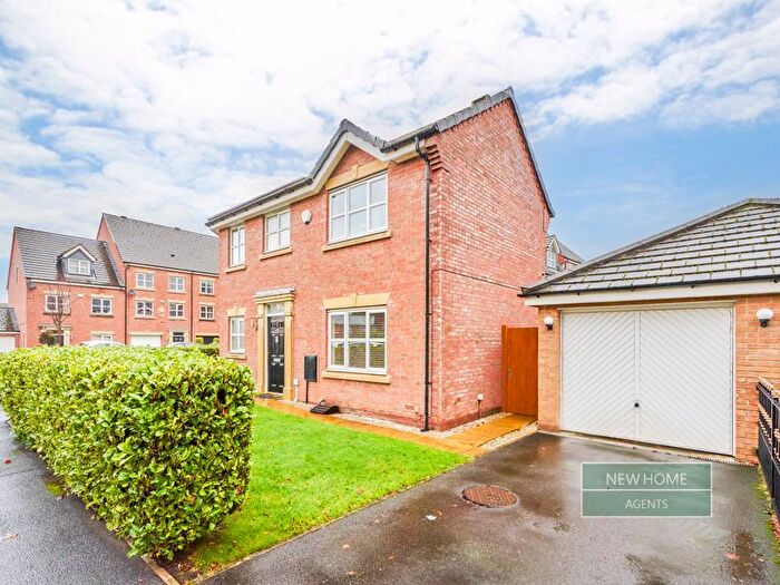 3 Bedroom Semi Detached House For Sale In Lawnhurst Avenue, Wythenshawe, Manchester, M23