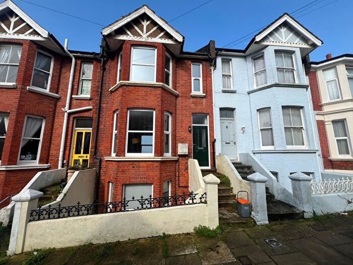 2 Bedroom Property To Rent In Emmanuel Road, Hastings, TN34