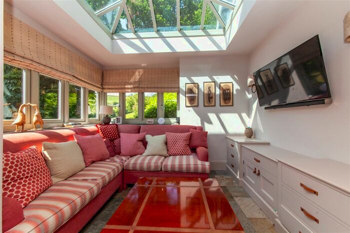 5 Bedroom Detached House For Sale In Brixham Road, Kingswear, Dartmouth, TQ6